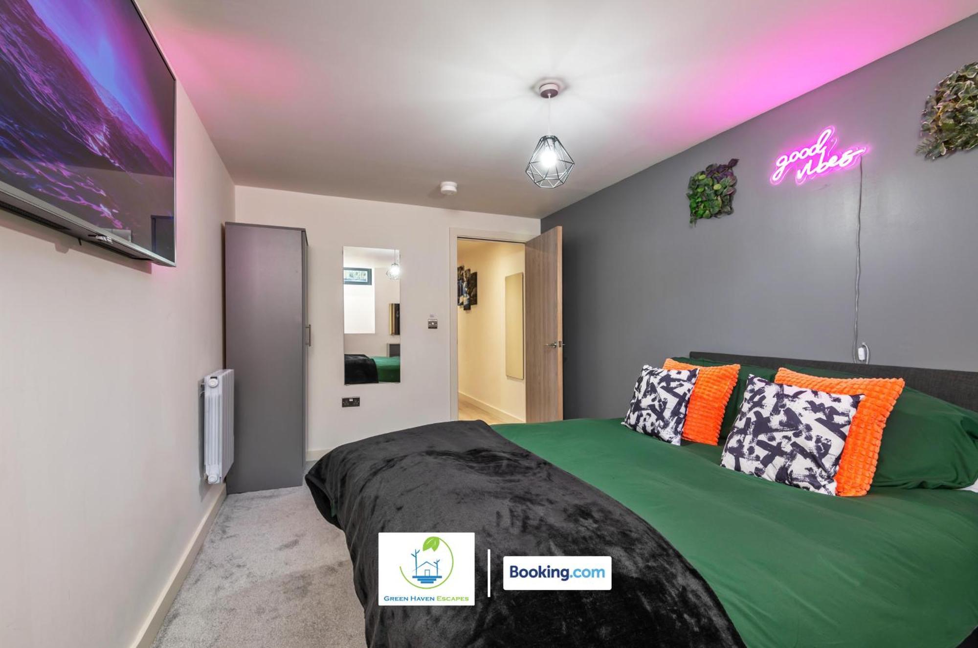 Spacious 1 Bedroom Apartment With 4K Cinema Experience By Green Haven Escapes In Bradford Брадфорт Екстериор снимка
